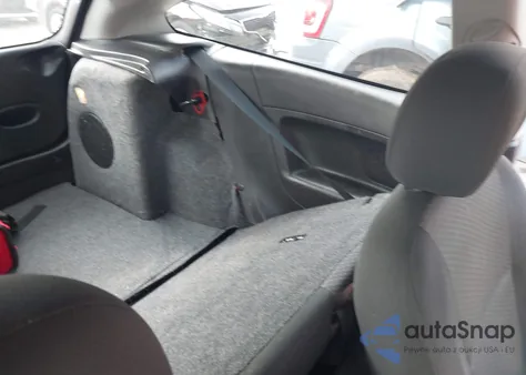 2007 Ford Focus S/Se/Ses из США, поврежденный, VIN 1FAHP31N47W261283